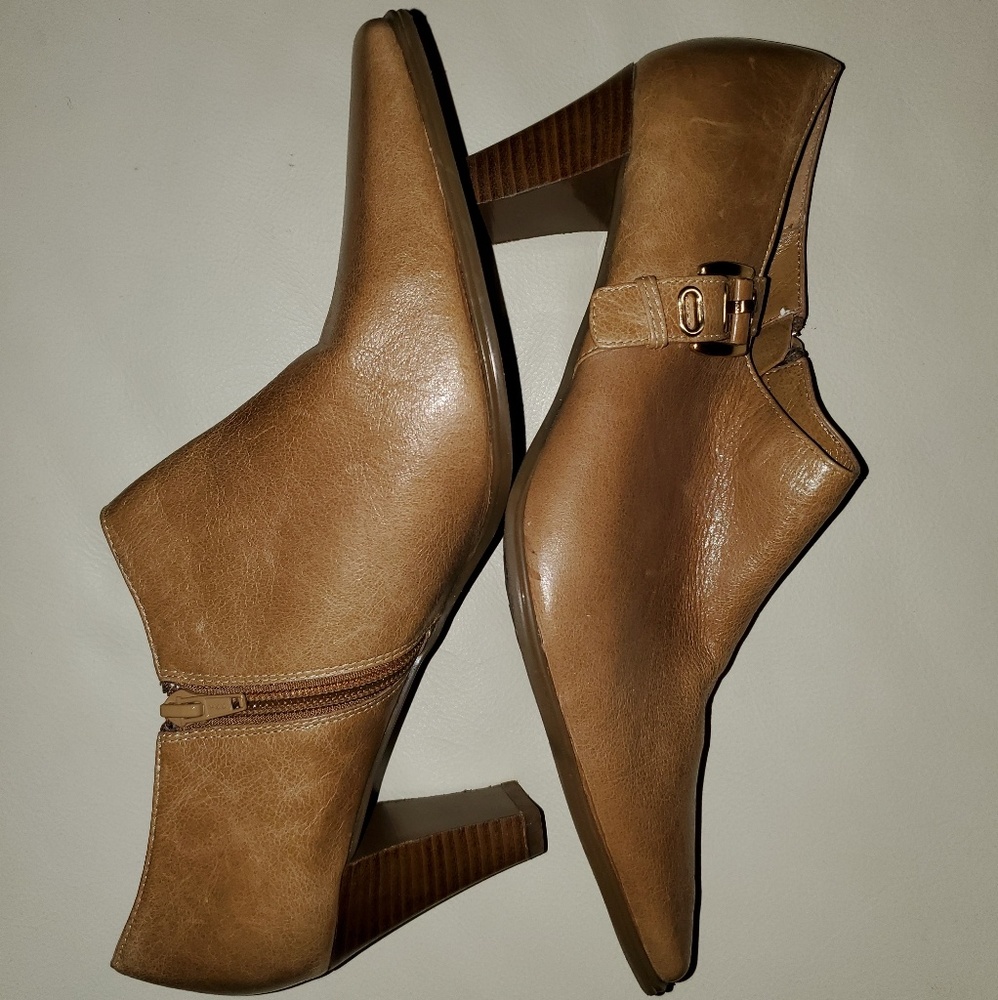 Liz Claiborne Booties